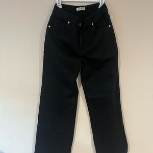 Guaile Women’s Straight Cut Denim Jeans in Black, Size 12